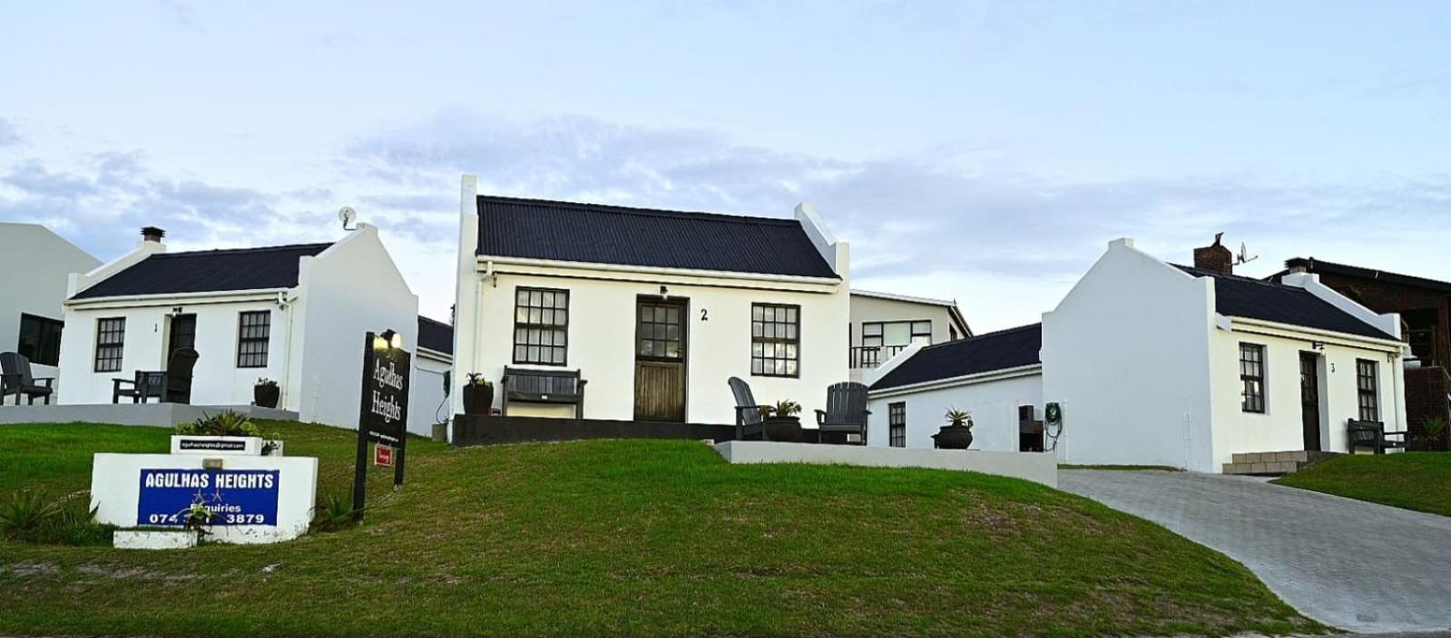 Agulhas Heights Self-Catering Cottages Kültér fotó